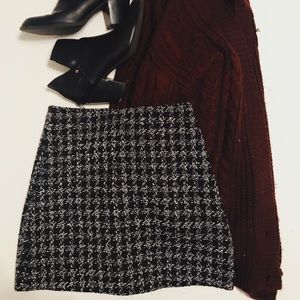 Tweed Mini Plaid Skirt- (Zaful with Tags)